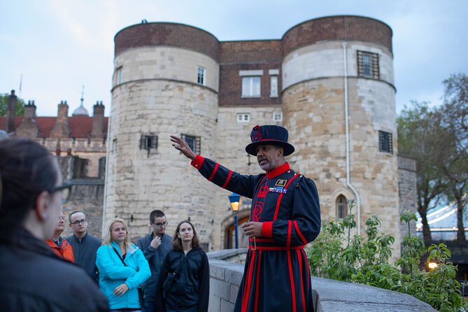 Tower of London After Hours Tour with Beefeater & Keys Ceremony - Who this tour is best for