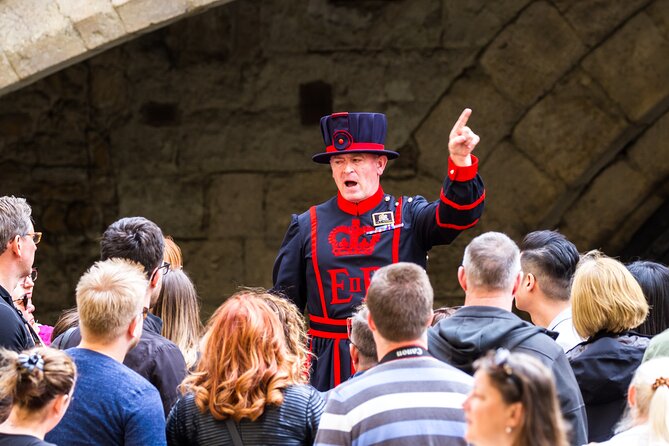 Tower of London: Crown Jewels & Beefeater Opening Ceremony - Entering the Tower Early, and Why It Matters