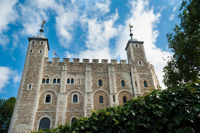 Tower of London & Crown Jewels Tour with Beefeater Meet & Greet - Price and value: what you’re paying for at $56.50