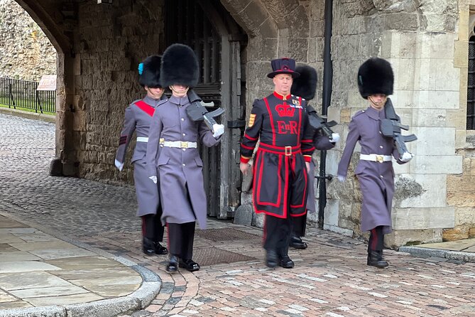Tower of London Early Access, Opening Ceremony and Royal London - What a 4-hour format really means for you
