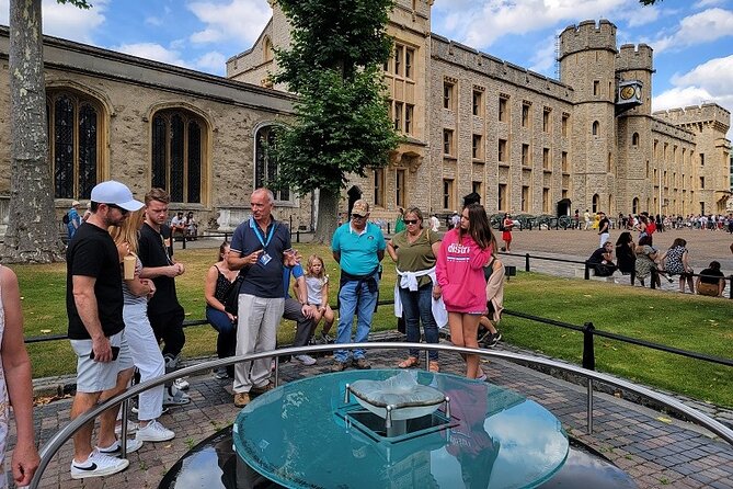 Tower of London: Guided Tour with Thames River Cruise - What to wear and expect on your feet (cobblestones, stairs, and audio gear)