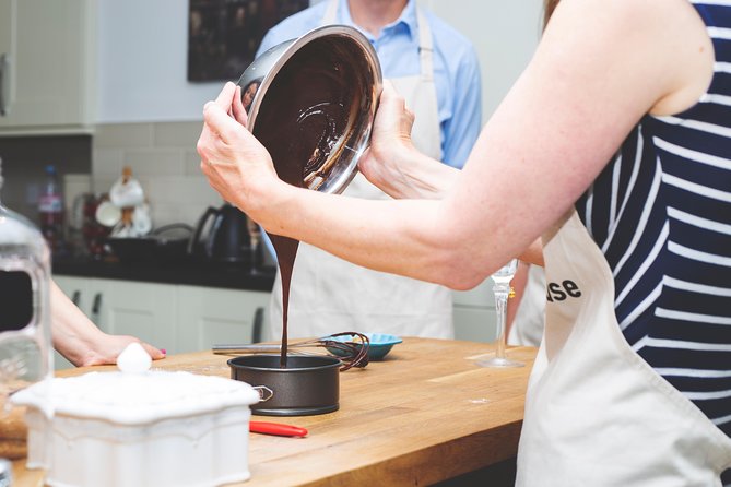 Traditional Afternoon Tea Experience and Baking Class in Stratford-upon-Avon - Entering The Dough House on Ely Street, and what the setting tells you