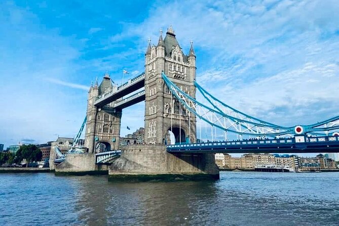 Transfer from Heathrow Airport to London or London to Heathrow - Price and logistics: where the value is, and where costs can creep in
