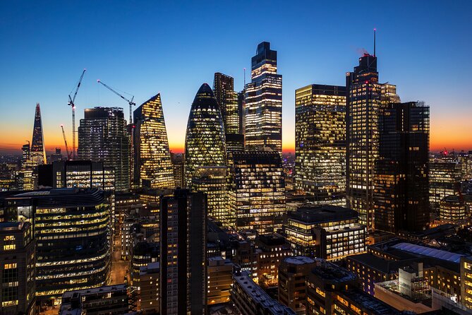 Transfer To or From London Heathrow Airport to Central London - Price and value for a group of up to four