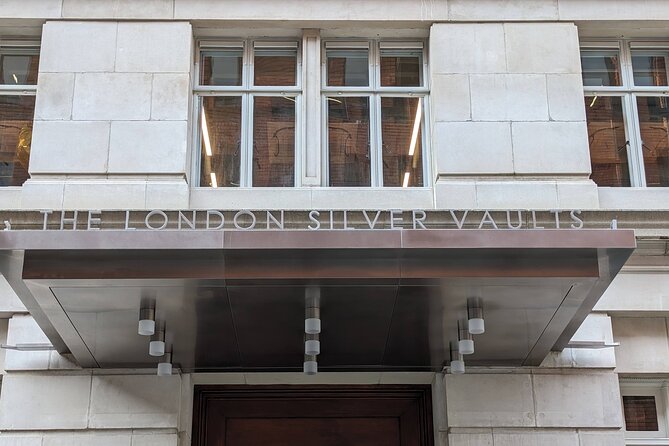 Turmoil, Templars & Oliver Twist London's Squalor and Splendour - Key things to know before you go