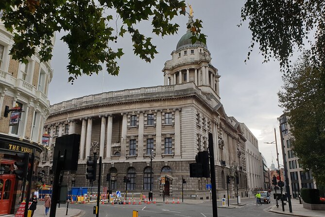Turmoil, Templars & Oliver Twist London's Squalor and Splendour - Stop 2: Freemasons Hall and the power of institutions