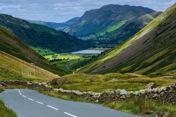 Ultimate Full-Day Lake District Tour: 10 Lakes, Amazing Scenery & Lake Cruise - Honister Slate Mine and the Pass Above It: Industrial Drama in the Mountains