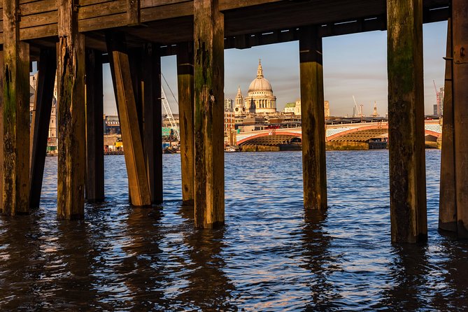 Ultimate introduction to photography in Central London - What the small group size changes for you