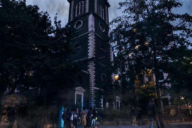Ultimate Jack the Ripper : Guided Tour of London - Walking Whitechapel in Two Hours, Without Losing the Thread