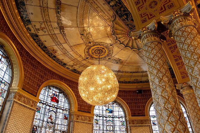 Victoria and Albert Museum Private Tour - Best for families, first-timers, and design-minded history fans