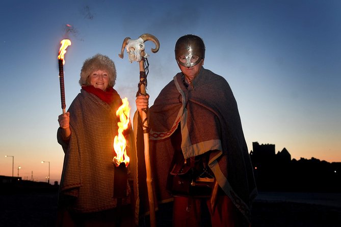 Viking Tour of the Isle of Man - Half Day - Private Tour - Peel Castle and Odins Raven: Vikings near the harbor