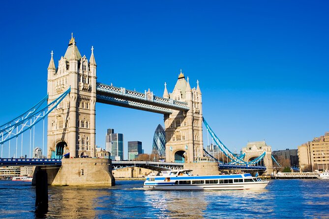 VIP Early Access: Opening Ceremony Tower of London & Bridge Entry - Crown Jewels first entry: how to get the best 30 minutes