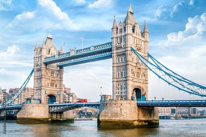 VIP Early Access: Opening Ceremony Tower of London & Bridge Entry - White Tower, Romanesque Chapel of St. John, and Royal Armouries