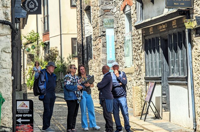 Walking Tour Experience in Plymouth - Prysten House and the surrounding landmarks you can actually use for navigation