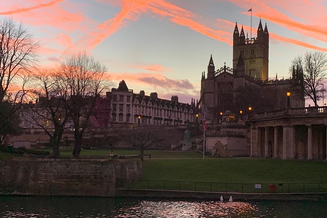 Walking Tour of Bath with Blue Badge Tourist Guide - Pace, Weather, and What to Wear