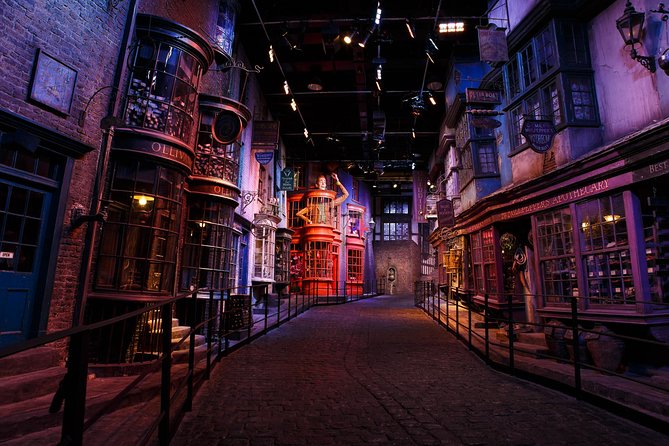 Warner Bros. Studio Tour with Transportation from London - Props, costumes, and creature effects: what you should look for first