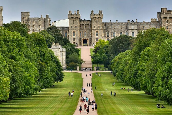 Windsor Castle Half Day Trip from London by Luxury Coach - Price and What You Actually Get for $122.64