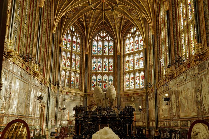 Windsor Castle Half Day Trip from London by Luxury Coach - The Coach Ride to Windsor (What the Narration Helps You Do)