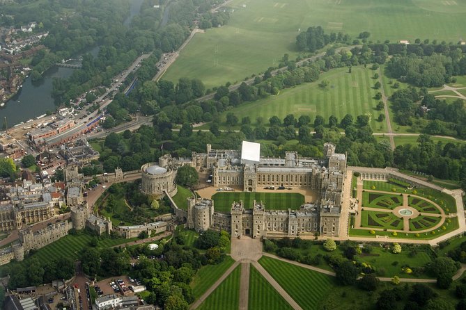 Windsor Castle, Stonehenge and Oxford Day Guided Tour from London - Pace, Closures, and Weather: Where People Either Love It or Hate It