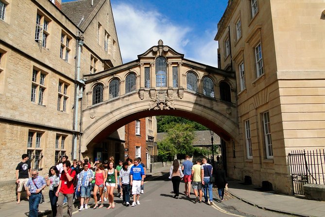Windsor Castle, Stonehenge, and Oxford Day Trip from London - Stonehenge timing: outside views, audio options, and what to prioritize