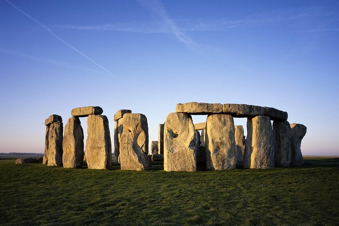 Windsor Castle, Stonehenge & Bath Private Car Tour from London - Who this private tour suits best