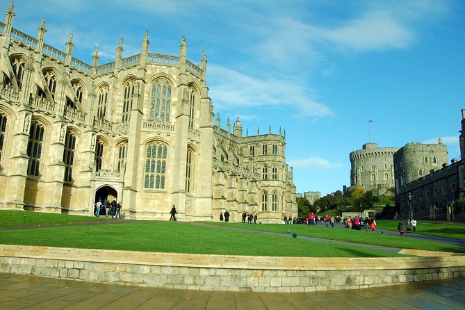 Windsor Castle Tour from London with Optional Lunch or London Eye - Coach morning from Victoria Coach Station