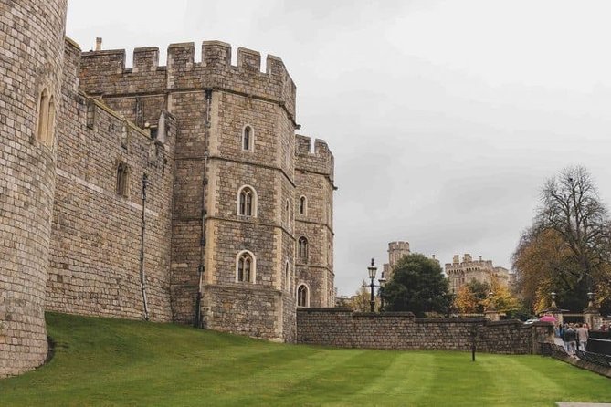 Windsor Independent Day Trip from London with Private Driver - Windsor Great Park and the Long Walk: the calm counterweight