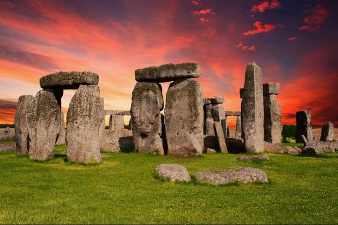 Windsor, Stonehenge and Bath Trip from London - A 12-hour triple-header from London that actually makes sense