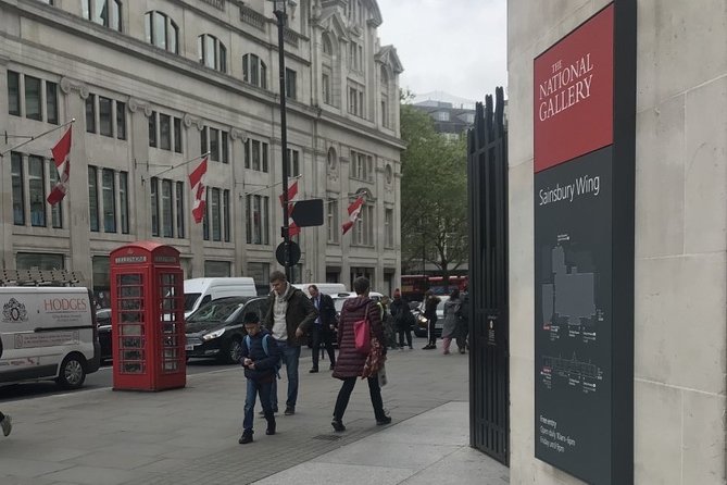 Women in Art Walking Tour - Stop 1: The National Gallery, women artists, and a guided way in