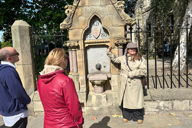 York Historical Gems Tour & A Taste of York Chocolate - Shambles time and photo opportunities that actually fit real travel