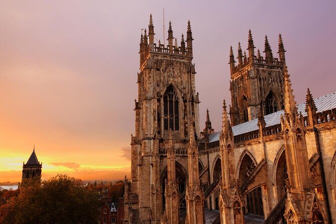 York Witches and History Walking Tour - Key things you will notice right away