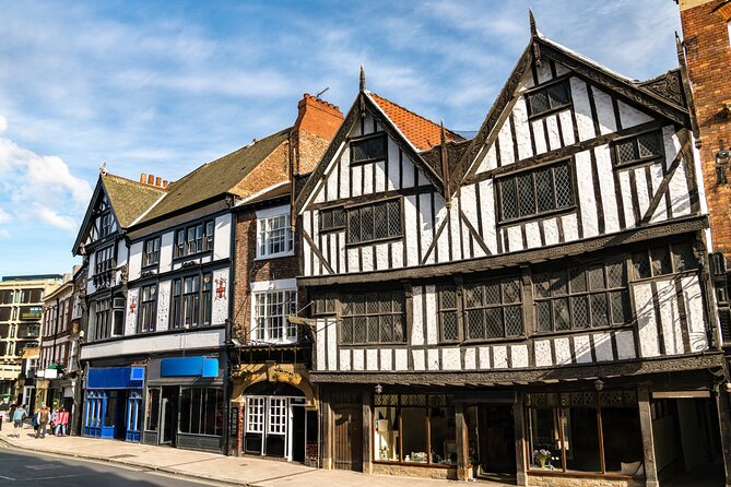 York Witches and History Walking Tour - What to do with the guide-led format (so it lands for you)