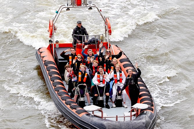Your Own Boat! - Meeting at Tower Bridge Quay and What 45 Minutes Means in London